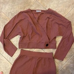 Two piece lounge set. Perfect condition.